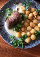 Pod Złotym Kasztanem inside