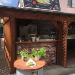 Śledzio-buła À l'intérieur