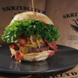 Skrzydlaty Byk Comida