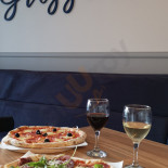 Grissini Pizza Wino Wewnątrz