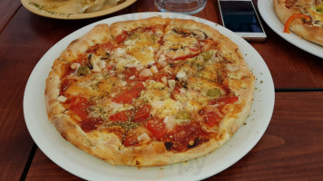 Kawiarnia Pizzeria Avanti food