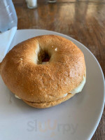 Bagelmama food