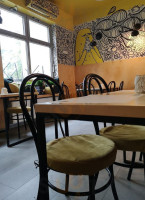 Bulwar Bistro inside