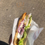 Śledzio-buła Nourriture