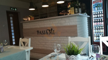 Pasjami Bistro food