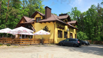 Karczma Swietokrzyska outside