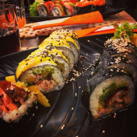 Mizumi Sushi food