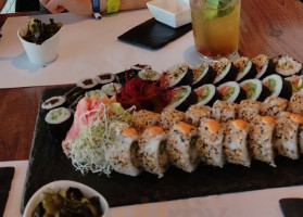 Sushi Wola food