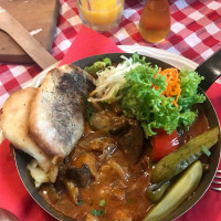 Karczma Guča Comida