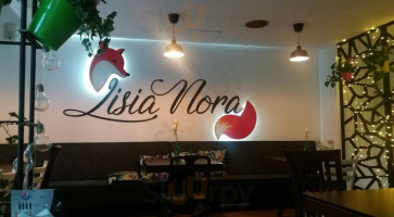 Lisia Nora inside