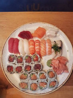 Sushi Plac Unii 1 food