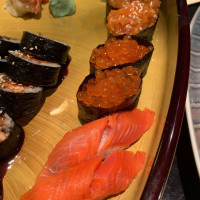 Izumi Sushi food