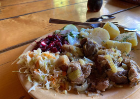 Karczma Starożyn food