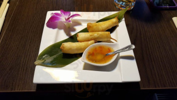 Little Thai Gallery food