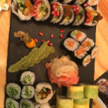 Hito Sushi Thai Nourriture