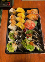 Sushi Rola food