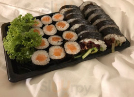 77 Sushi inside