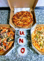 Pizza Uno food