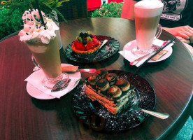 Caffe Bohema food