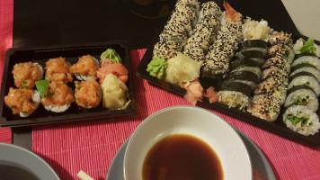 Goma Sushi food