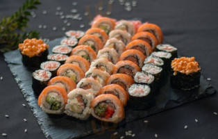 Sushi Lovers food