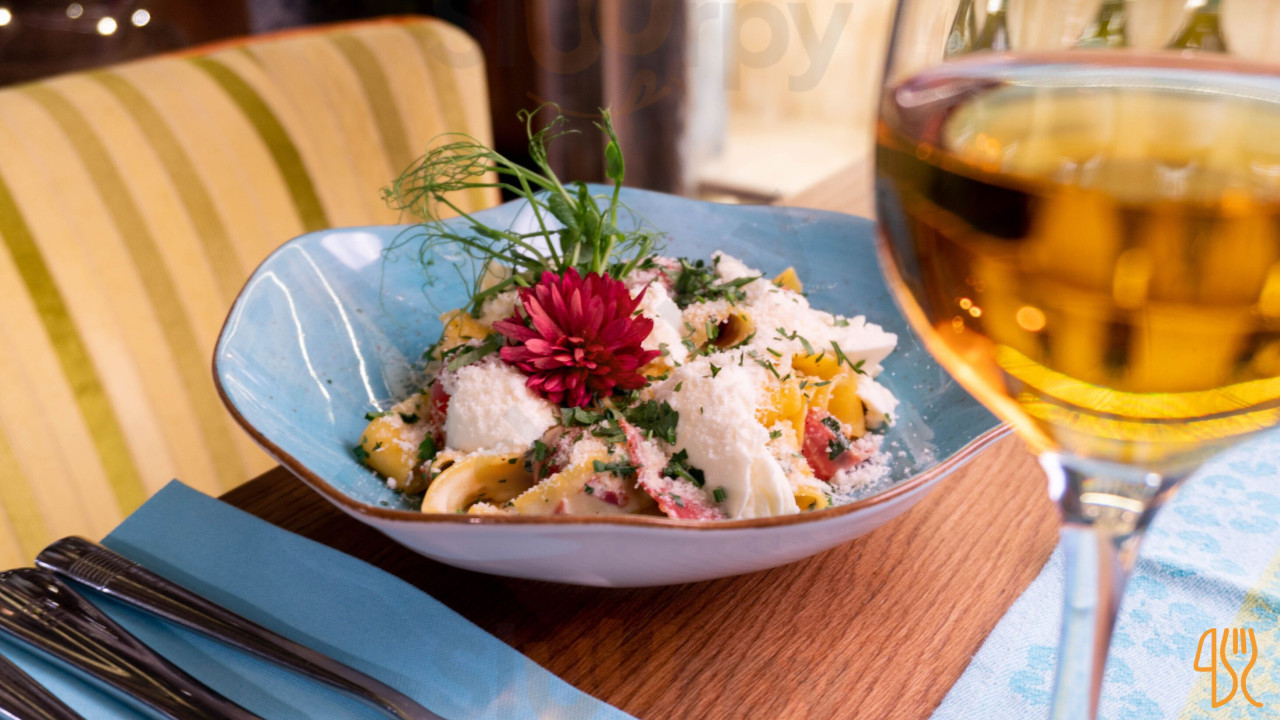 Santo Porto Menu