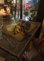 Rzeźnia Ribs On Fire Stare Miasto food