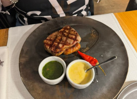 Pimiento Argentino Grill food