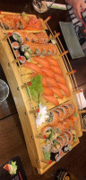 Hana Sushi Zlote Tarasy food