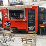 Cocktail Food Truck Na zewnątrz