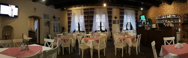 Cafe And “u Becza“ inside