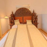 Adria À l'intérieur