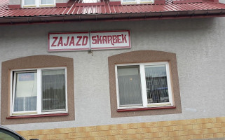 Skarbek. Zajazd, outside