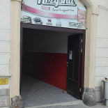 Pub U Krzyska Extérieur