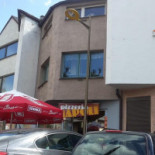Pizza Napoli Na zewnątrz