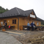 Karczma Śnieżnica Na zewnątrz