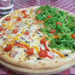 American Pizza Baniocha Dania