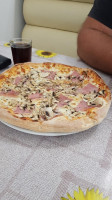 Fabryka Pizzy food