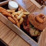 Petteroma Nourriture