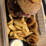 Petteroma Nourriture