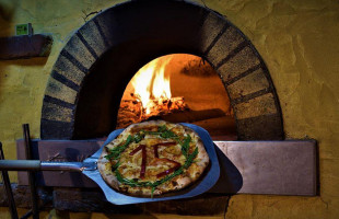 Pizzeria Pippo food