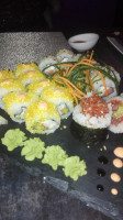 Yami Yami Sushi food