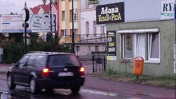 Adana Kebab Pizza Extérieur