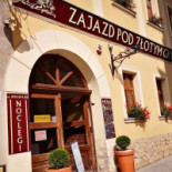 Pod Złotym Gryfem Na zewnątrz