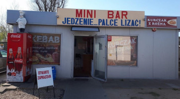 Mini Jedzenie Palce Lizać outside