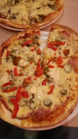 Pizza Z Pieca food