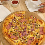 Piekielna Pizza Dania