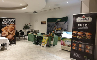 Rueda À l'intérieur