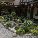 Zajazd Zakątek Na zewnątrz