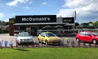 Mcdonald's outside